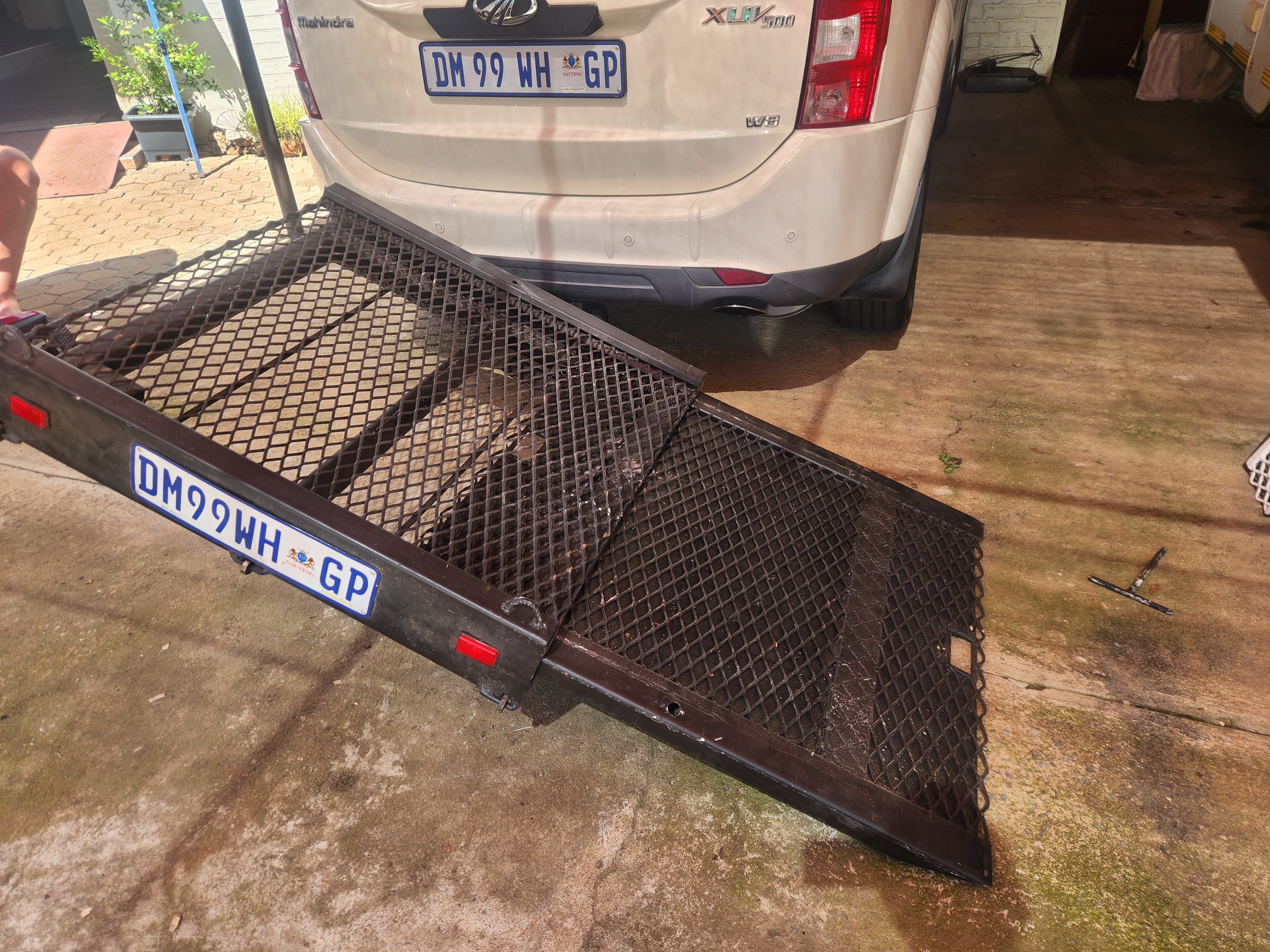 Car ramp installation